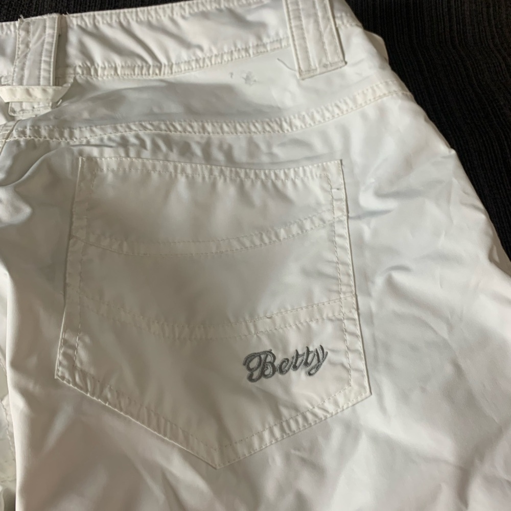 Betty Rides Ski Snowboard Set Jacket Pants White - Picture 8 of 16